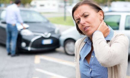 lady neck injury after accident