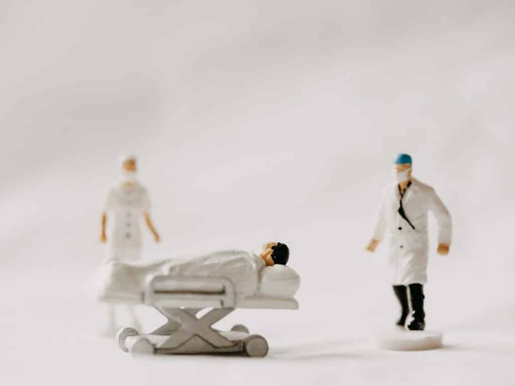 toy figurines of doctors