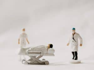 toy figurines of doctors